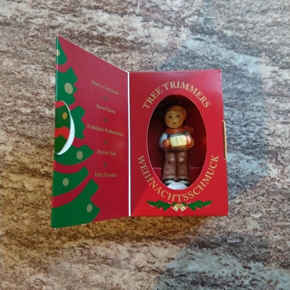 1998 Hummel ORNAMENT Figurine "FOR ME?" - Picture 1 of 7